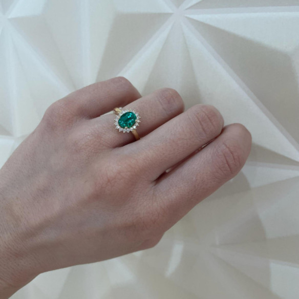 Dalia Emerald Ring 1.30 Yellow Gold - Anniversary Rings