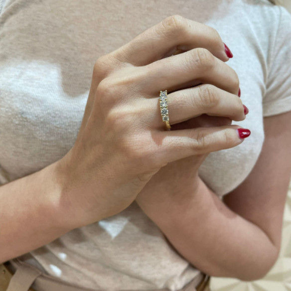 Anillo Diamantes Eloise 0.95 Oro Amarillo - ANILLOS