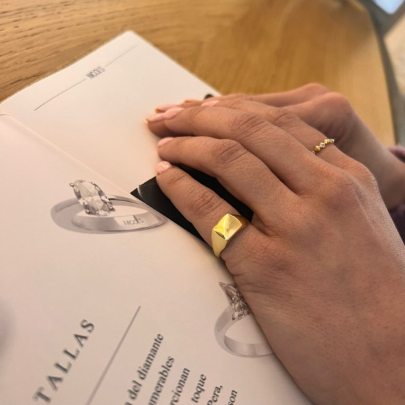 Anillo Sello Oro Mujer Small Square - ANILLOS