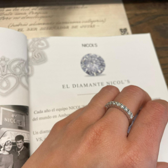 Alianza Diamantes 0.72 Eloise Line - ANILLOS