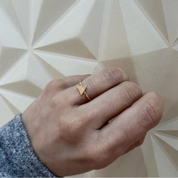 Anillo Triángulo Diamante Oro Amarillo Always - diseños actuales
