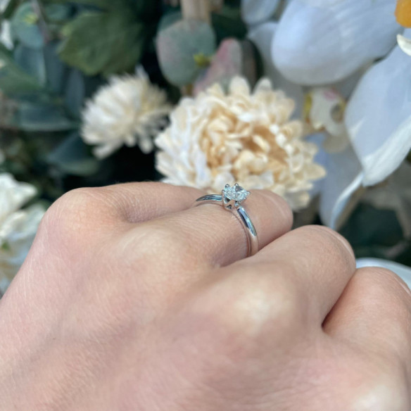 Anillo Solitario Olivia 0.50 - Talla Oval