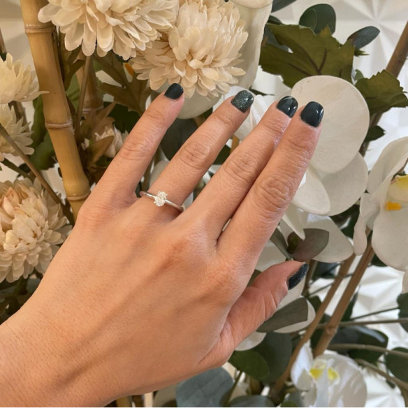 Solitaire Ring OLIVIA 0.50 - White Gold Engagement Rings Solitaire