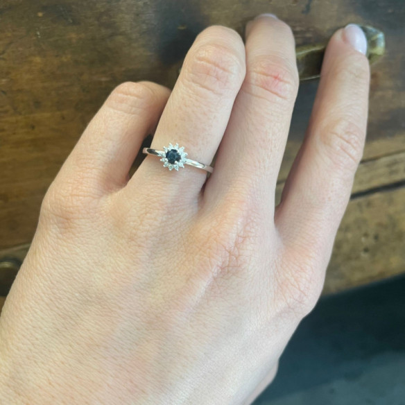 Anillo Zafiro Margarita 0.24 - ANELLI