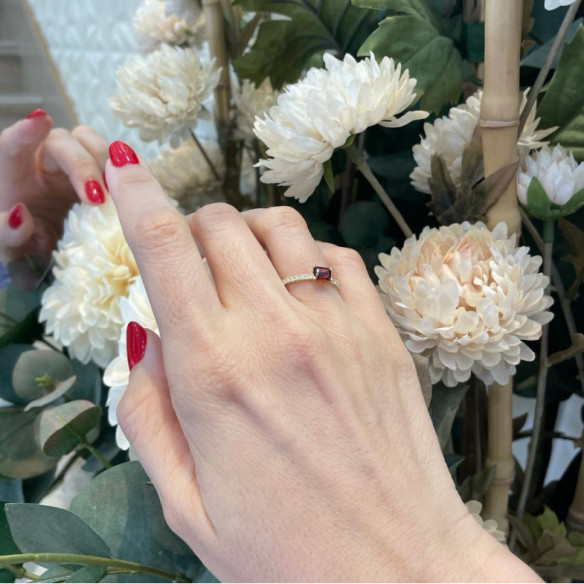 Anillo Granate Delphina Diamantes Oro Amarillo - Anéis Outras pedras preciosas