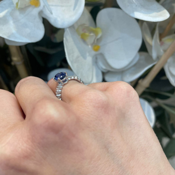 Lola Oval Sapphire Ring 1.20 Carat - Blue Engagement Rings