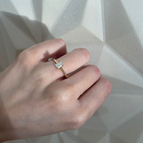 Anillo Solitario Diamante Talla Esmeralda Camille 0.45 - Smeraldo