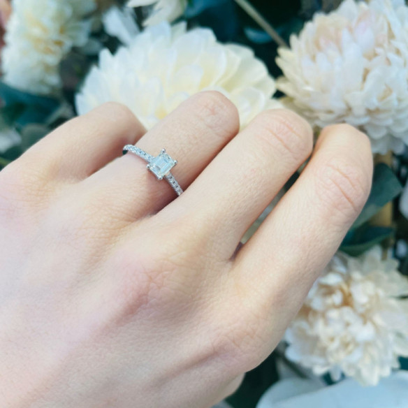 Anillo Diamante 0.50 Esmeralda Camille - LES ANNEAUX