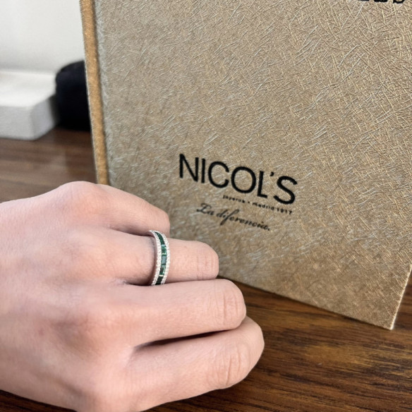 Anello Smeraldo Baguette Alleanza Amelia - Smeraldo