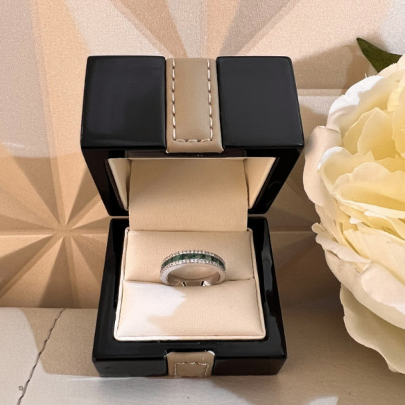 Anello Smeraldo Baguette Alleanza Amelia - Smeraldo