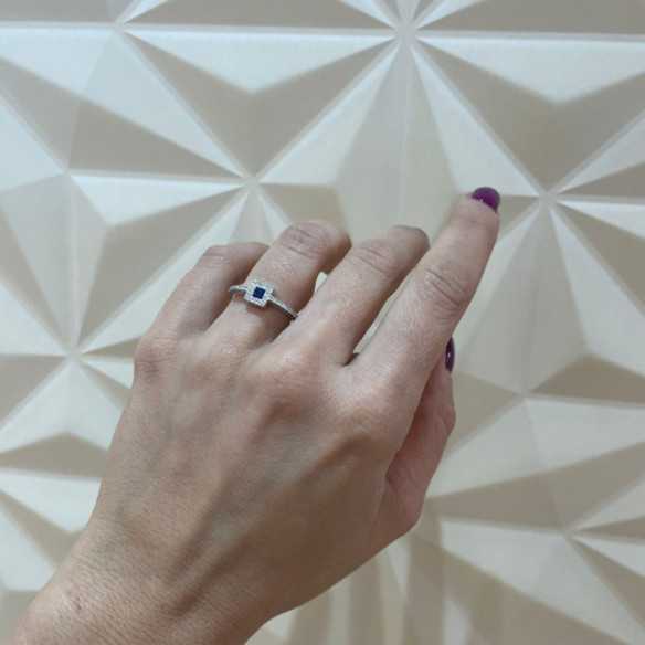 Anillo Diamantes Diamond Color Orla Quare - Anillos de Zafiro