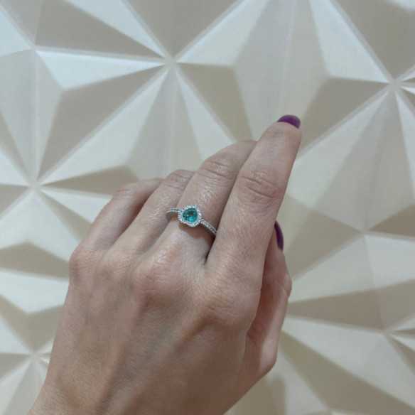 Emerald and Diamond Heart Ring Heart Diamond Color - Emerald rings