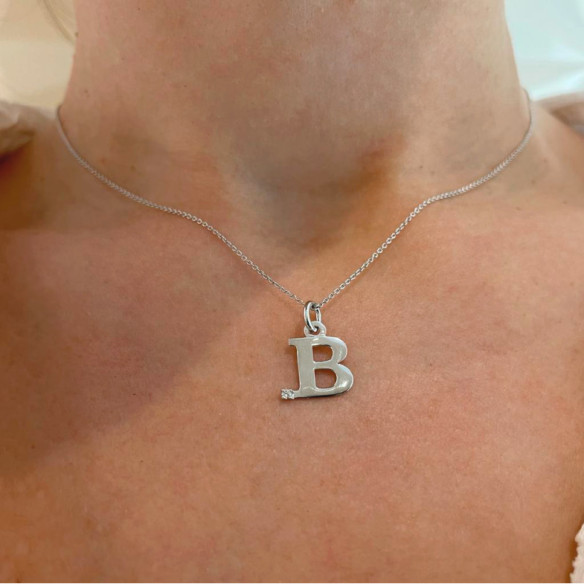 Collar Inicial B Dot Diamond - Letras Iniciales
