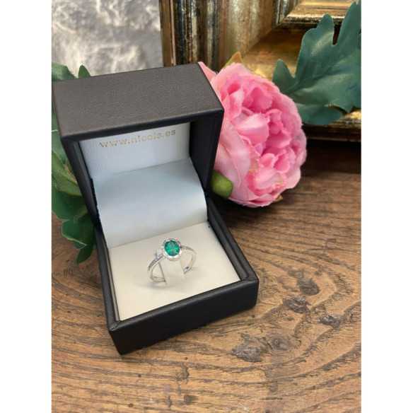 Ovaler Smaragdring und farbige ovale Diamanten - Smaragdringe