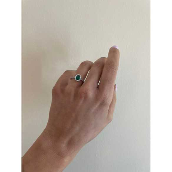 Ovaler Smaragdring und farbige ovale Diamanten - Smaragdringe
