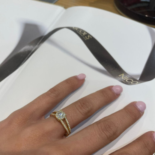 Anillo Diamantes Noa Oro Amarillo - Anillos de Compromiso Rosetón 2