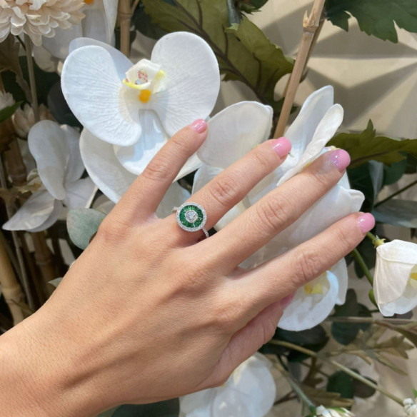 PARTRIDGE EYE Ring Green Garnet 0.75 - vintage designs