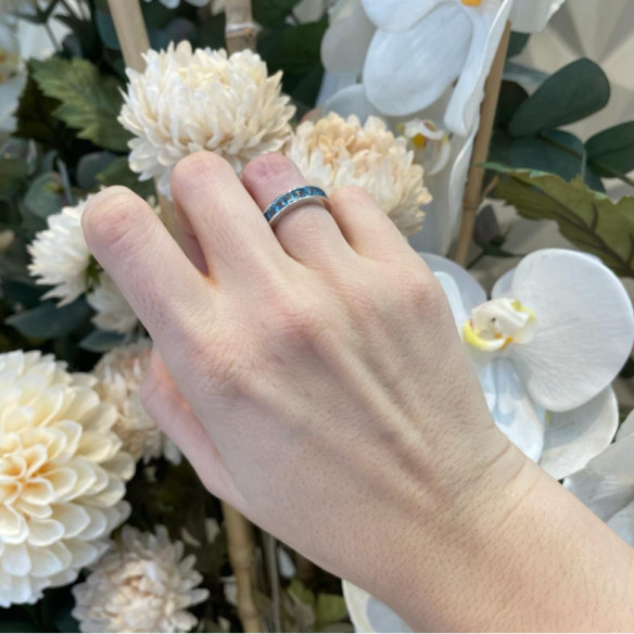 Blue Topaz Ring MIDI FLÚOR - Diamond Wedding Band