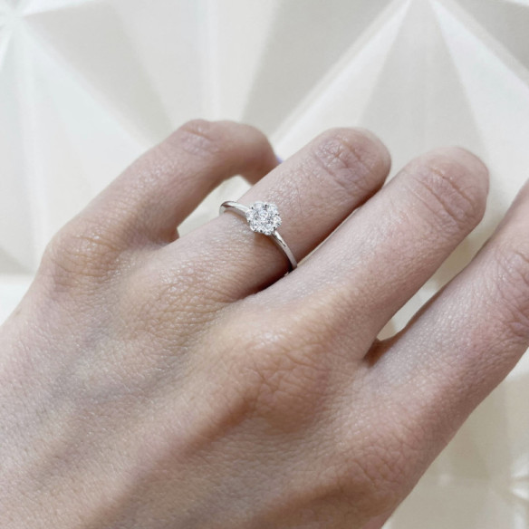 Anillo Diamantes Camelia 0.35 - Talla Brillante