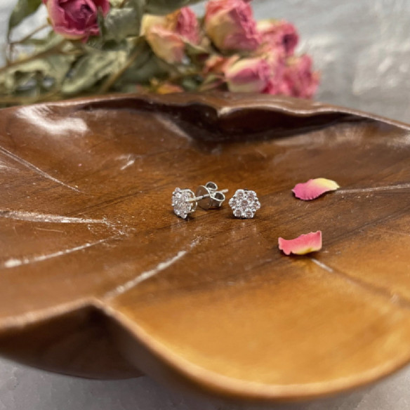 Pendientes Diamantes Camelia 0.80 Oro Blanco - dortoirs