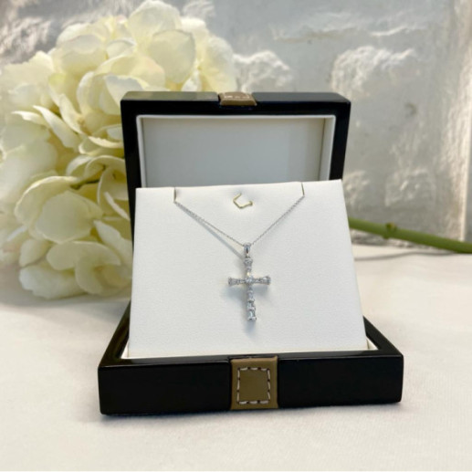 Cruz Diamantes Oro Blanco Baguettes 0.43Ct. - Cruces de Diamantes 2