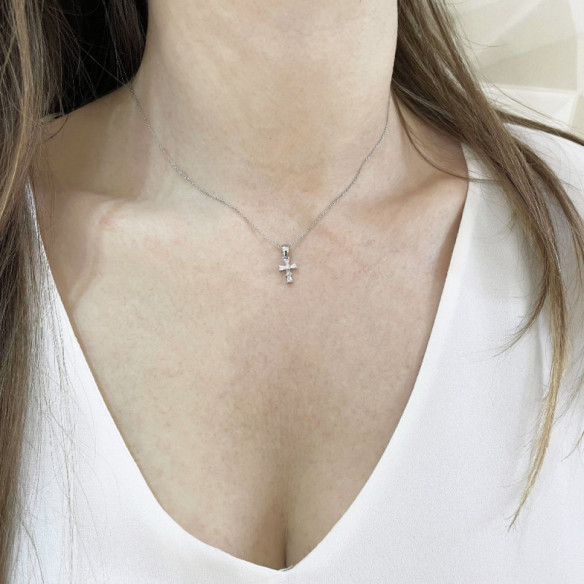 Colgante Cruz Diamantes Baguettes 7X10Mm - Cruces de Diamantes