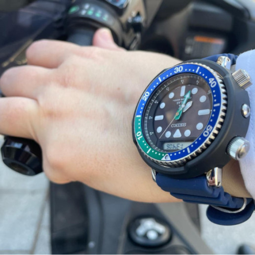 Seiko Prospex Hybrid Divers Arnold Tropical Lagoon - Seiko Prospex 2