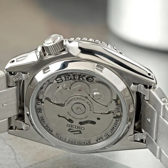 Seiko 5 Sports SKX Sports Style 38mm - Seiko 5 Sport