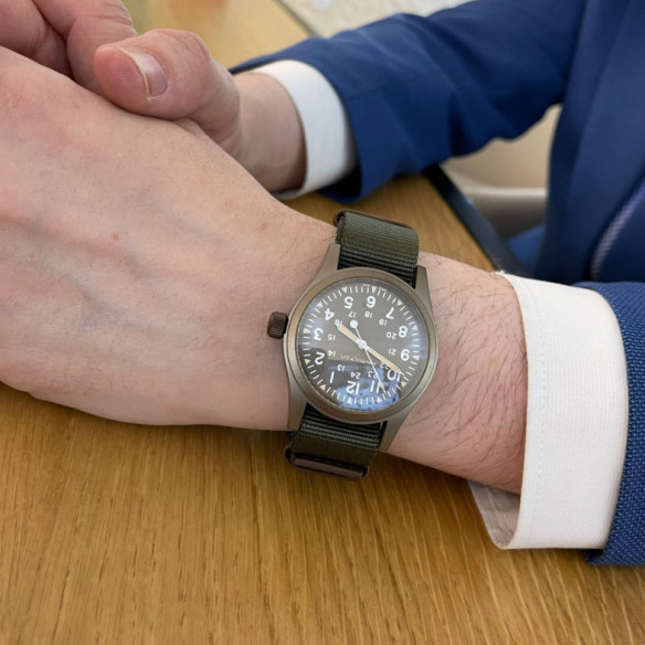 Hamilton Khaki Field Mechanical - Khaki Field