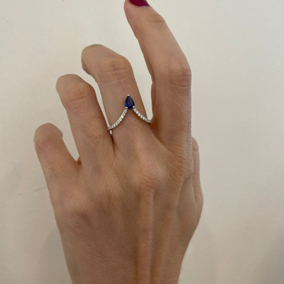 Anillo en V diamantes y zafiro Vera oro blanco - Anillos Oro Blanco