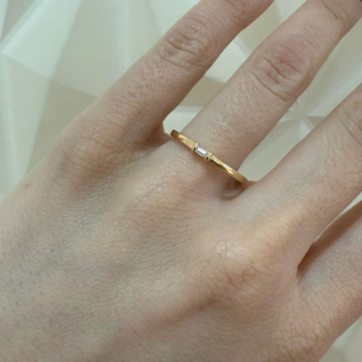 Anillo Compromiso Lirio Oro Amarillo con Diamante Baguette 0.10Ct. - Anillos de Compromiso 2