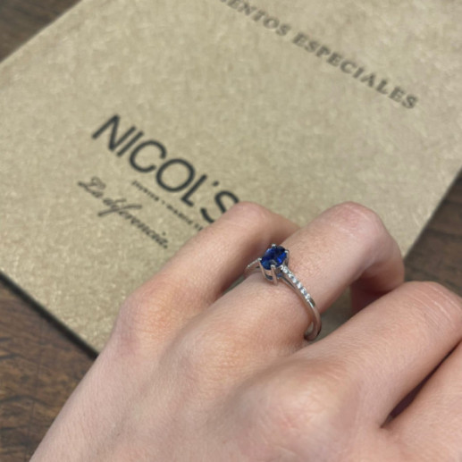 Blue Sapphire Ring Lola - Sapphire rings 2
