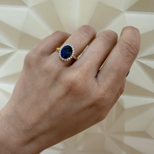 Dahlia Sapphire Ring Yellow Gold - Sapphire rings
