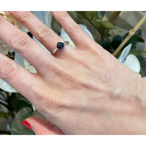 BLUE BLOOD ring 0.50ct - Sapphire rings