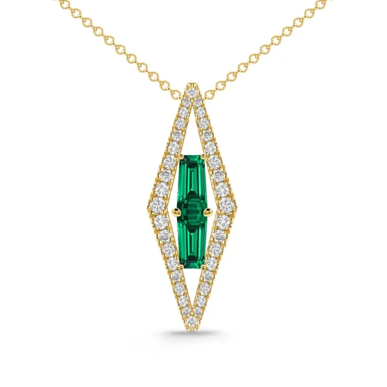Green Quartz Pendant in Yellow Gold and Prisma Diamonds - Pendants of green stones
