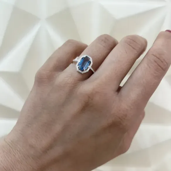 Anillo Topacio Geometría Perfecta - Anillos Otras Piedras Preciosas
