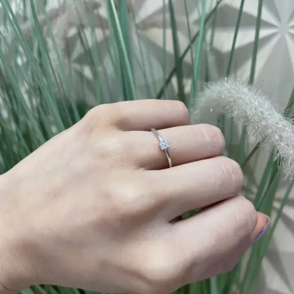 Anillo Mumite Oro Blanco Diamantes 0,05 Ct - Talla Brillante