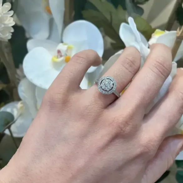 Anillo Diamantes Gardenia 0.77 - Anillos de Compromiso Rosetón