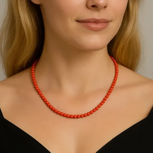 Collar  bolas coral natural y oro amarillo. - Rote Steinketten