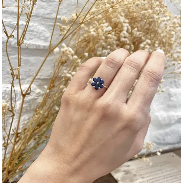 Anillo Flor Zafiro Mini Details - Anéis de safira