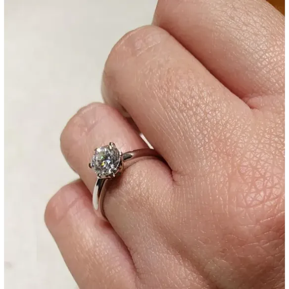 Charlotte Solitaire Platinum and 1.00-carat Diamond Ring - Platinum lonely