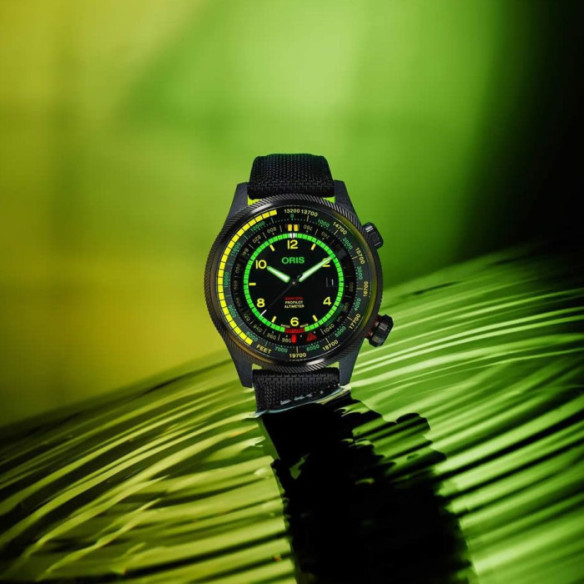 Oris x Bamford ProPilot Altimeter Mission Control Limited Edition - Oris Große Krone