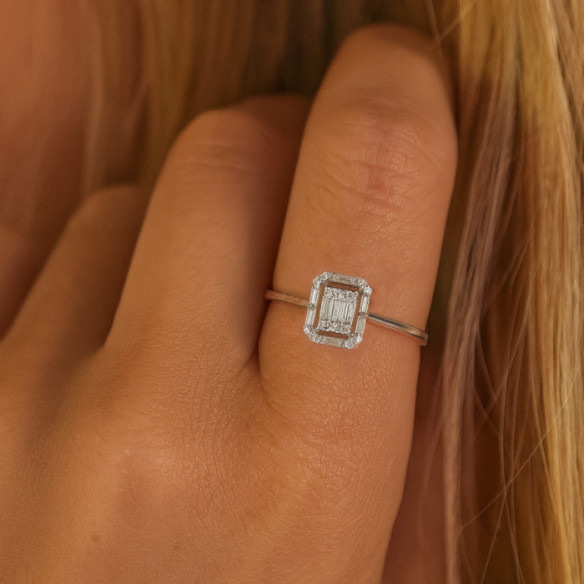 Anillo Diamantes Oro Blanco Minerva - Talla Baguette
