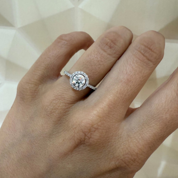 Anillo Solitario Diamante Oro Blanco Clavel - Talla Brillante
