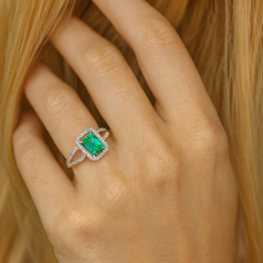 Royal Jewels White Gold Diamond Emerald Ring - Emerald rings 2