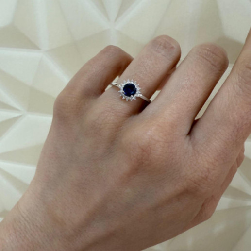 Margarita Sapphire Ring with 0.60 diamonds in border - Sapphire rings 2