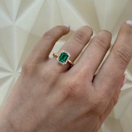 Sunset Emerald and Diamond Ring 0.75 Ct - Emerald rings 2