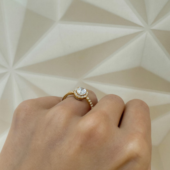Anillo Diamante Oval 0.50 Sunset Oro Amarillo - rosetón