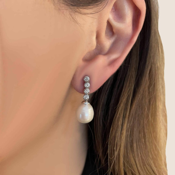 Pearl and Diamonds Bride Serenity Earrings 0.33 - Pearl Earrings