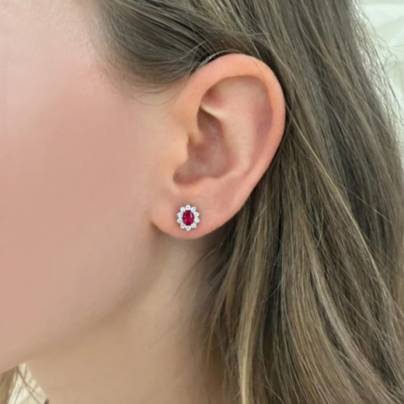 Pendientes Rubí y Diamantes Oro Blanco Dalia - Pendientes de Piedras Roja
